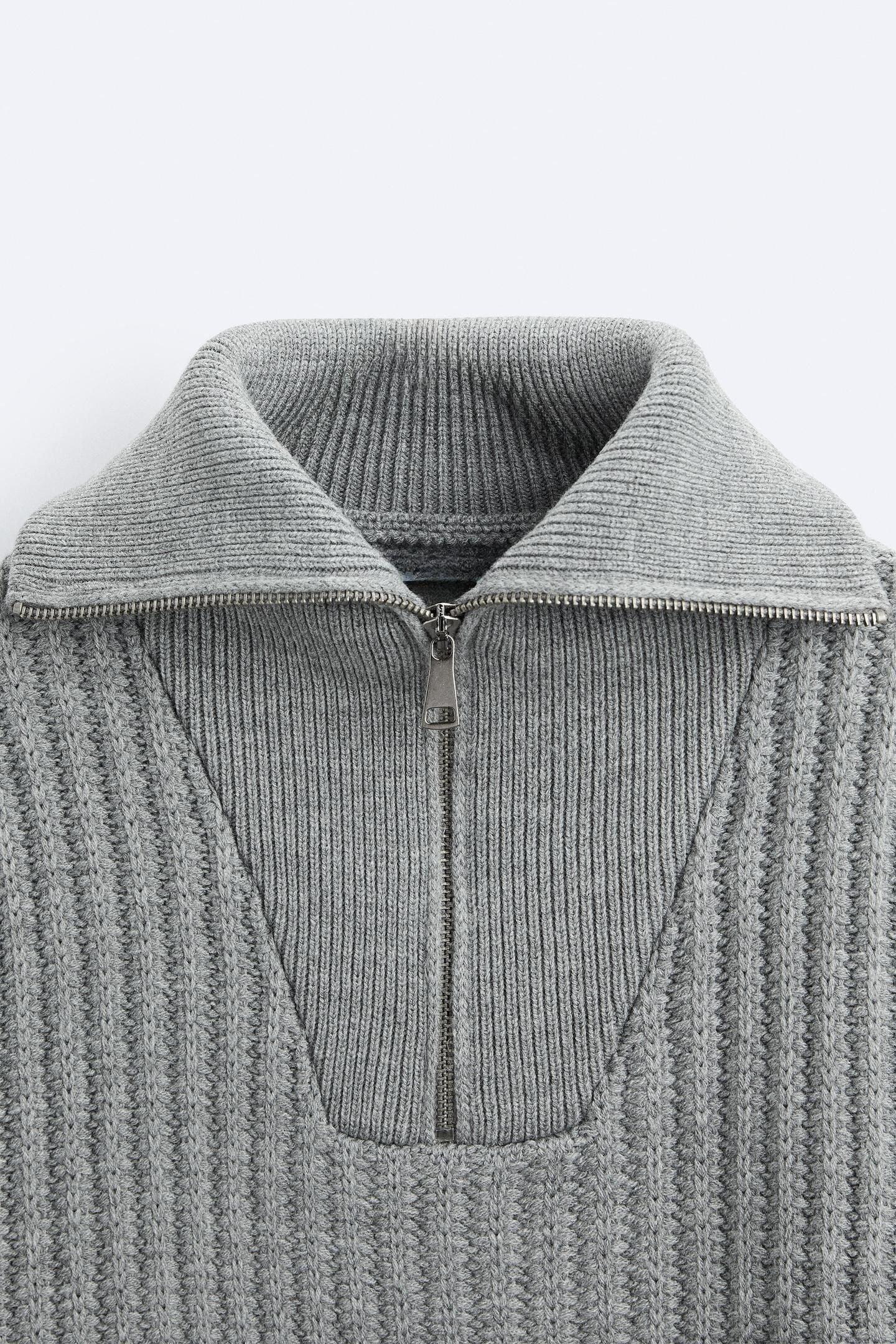 Knitted sweater with lapel collar